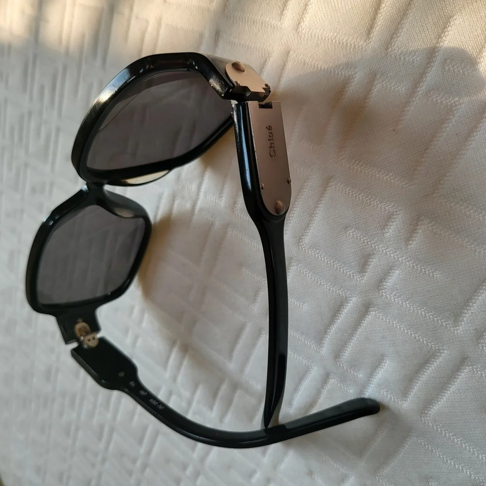 Chloe Gayia Black Sunglasses..w/COA.